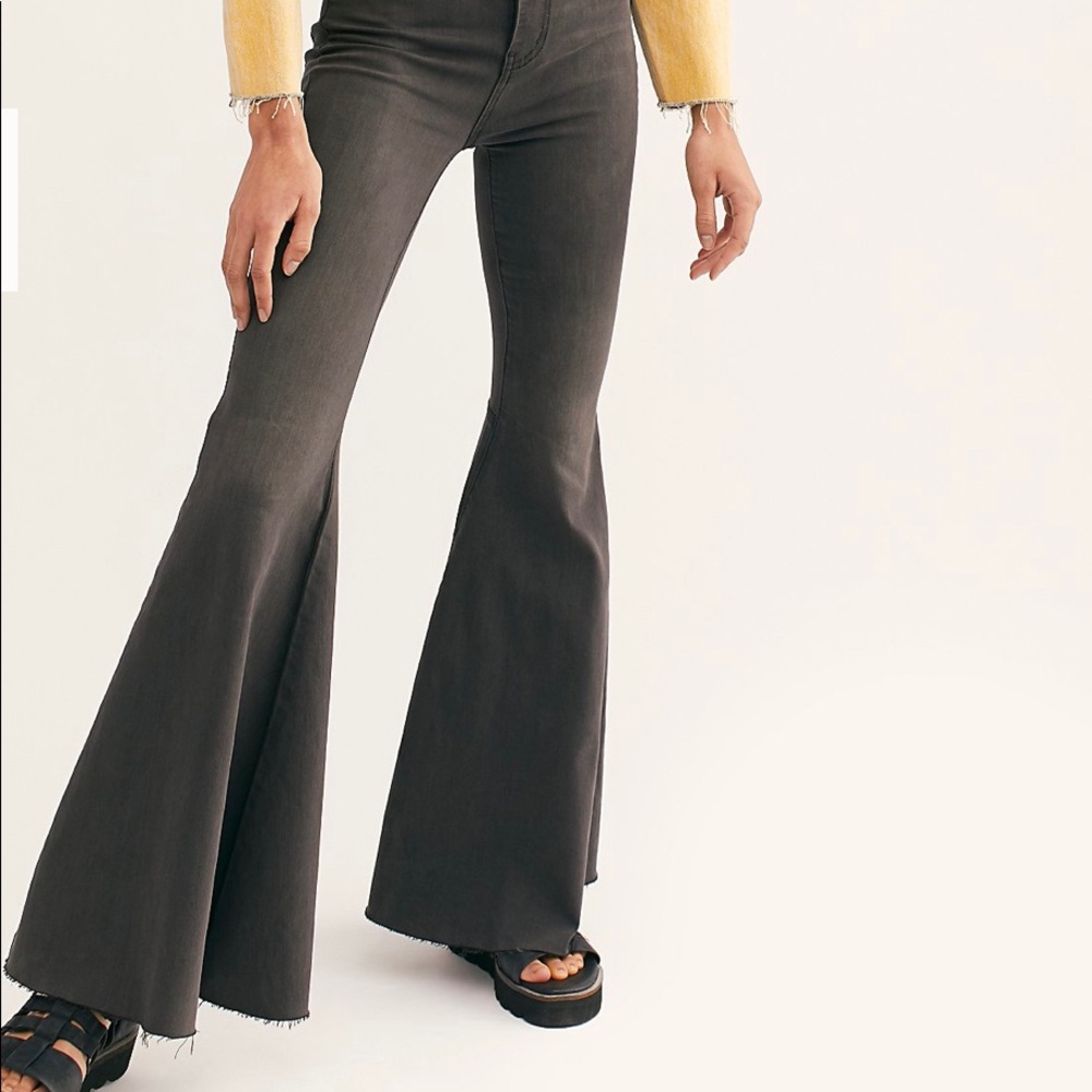 FREE PEOPLE Just Float On Flare Jeans